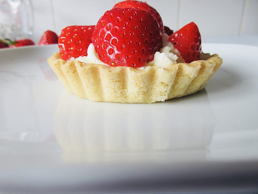 Strawberries and Cream tartlets