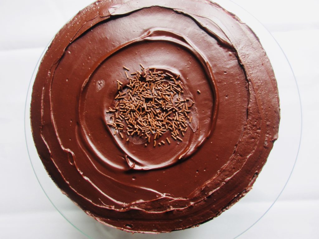 Double chocolate ganache cake - bakewellmail