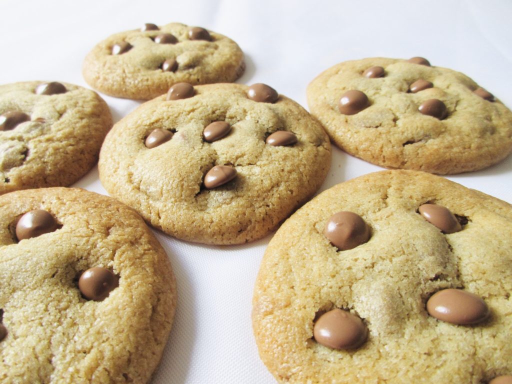 chocolate chip cookies - bakewellmail