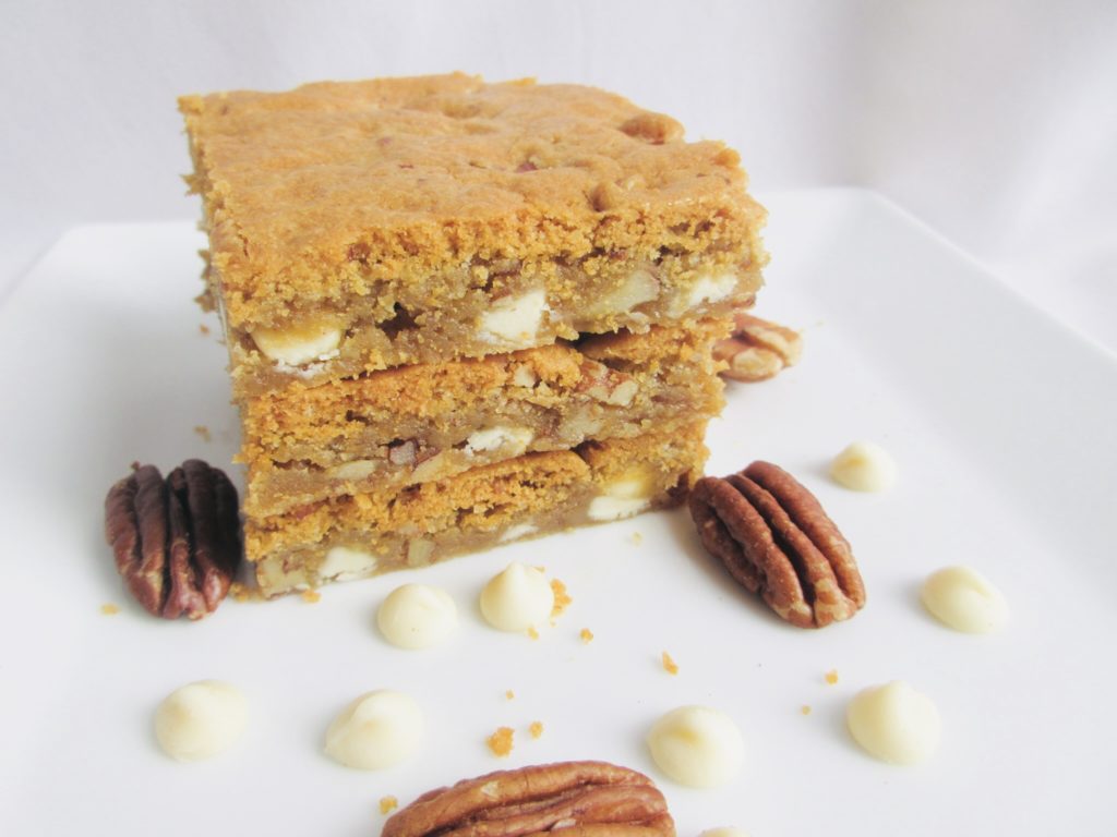 White chocolate and pecan nut blondies