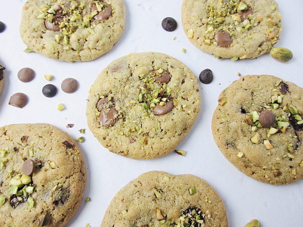 Chocolate and Pistachio Cookies