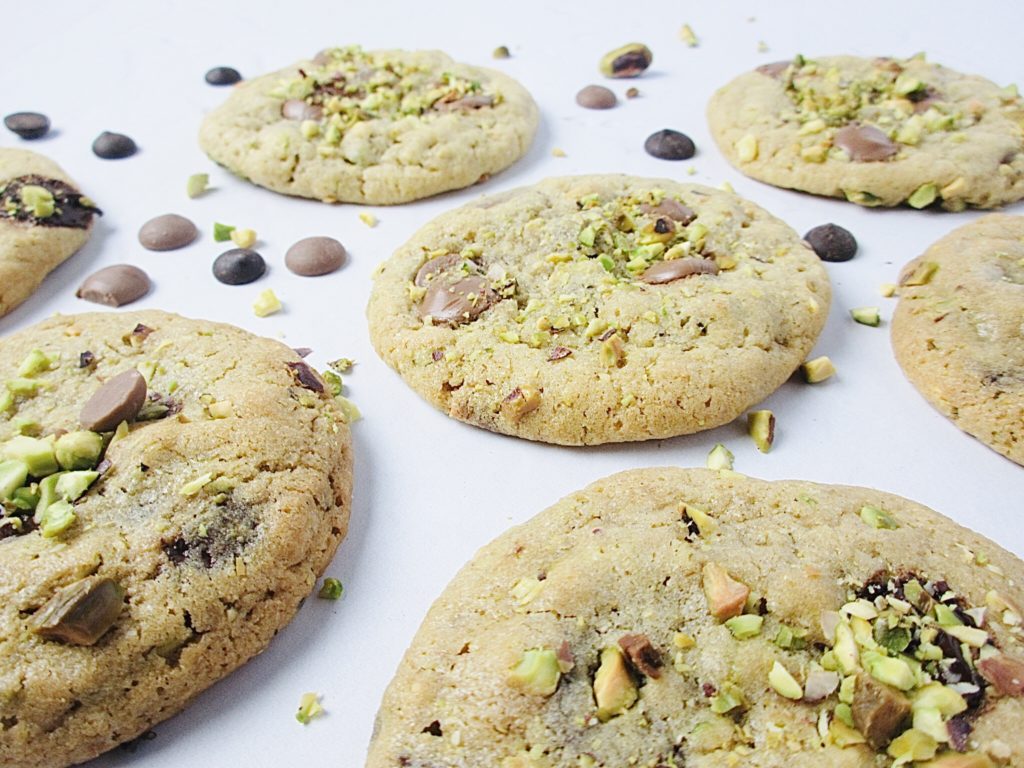 Chocolate and Pistachio Cookies