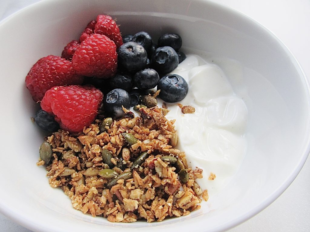 Healthy Crunchy Low Carb Granola