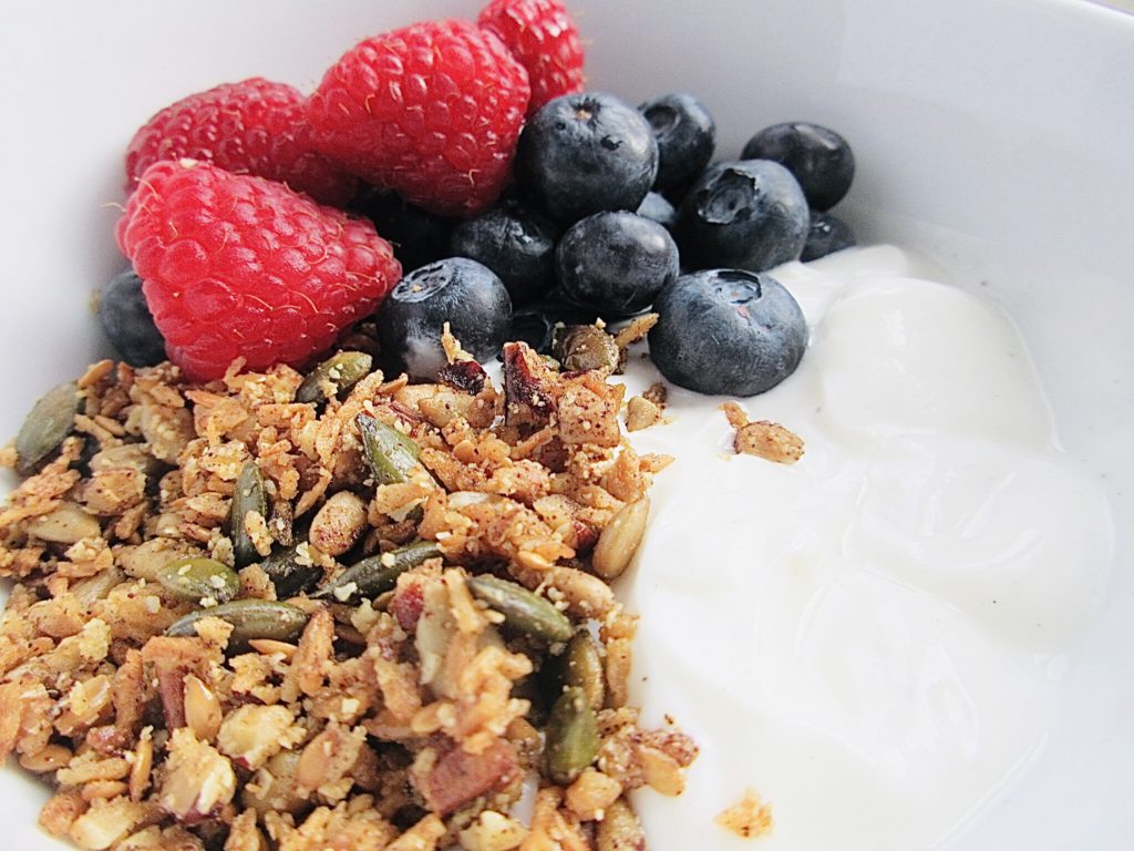 Healthy Crunchy Low Carb Granola