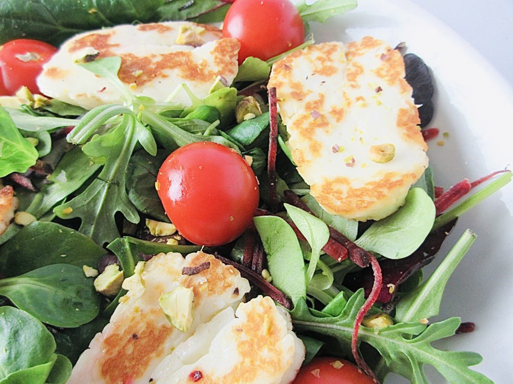 Halloumi and Beetroot Salad with Pistachios