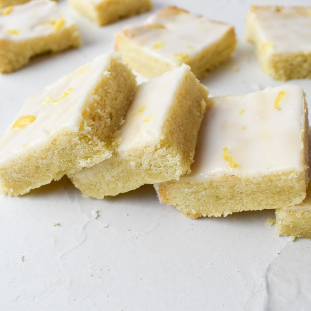 Lemon Shortbread bars