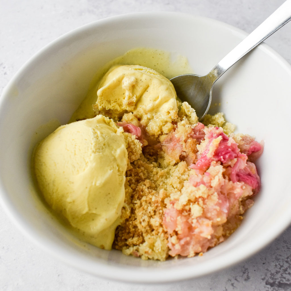 Rhubarb Crumble