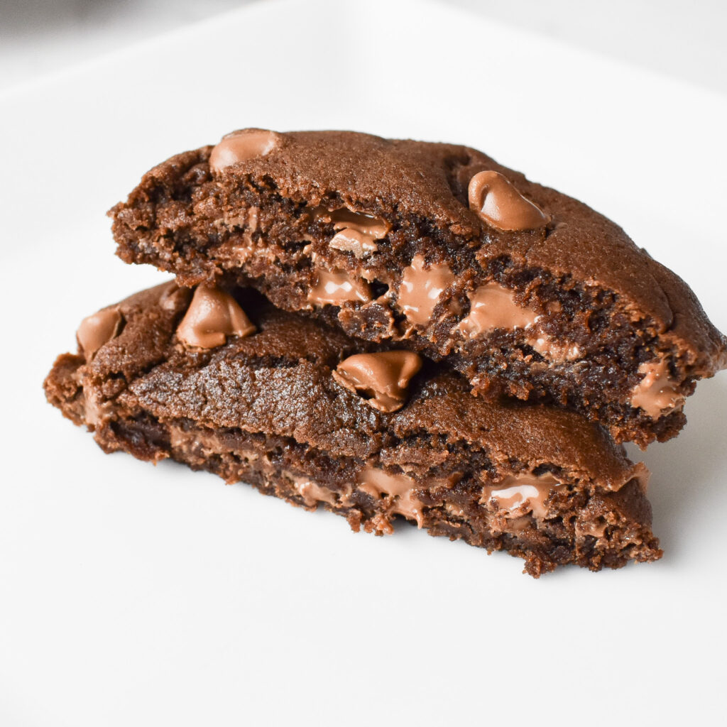 doubble chocolate brownie cookie cut in half