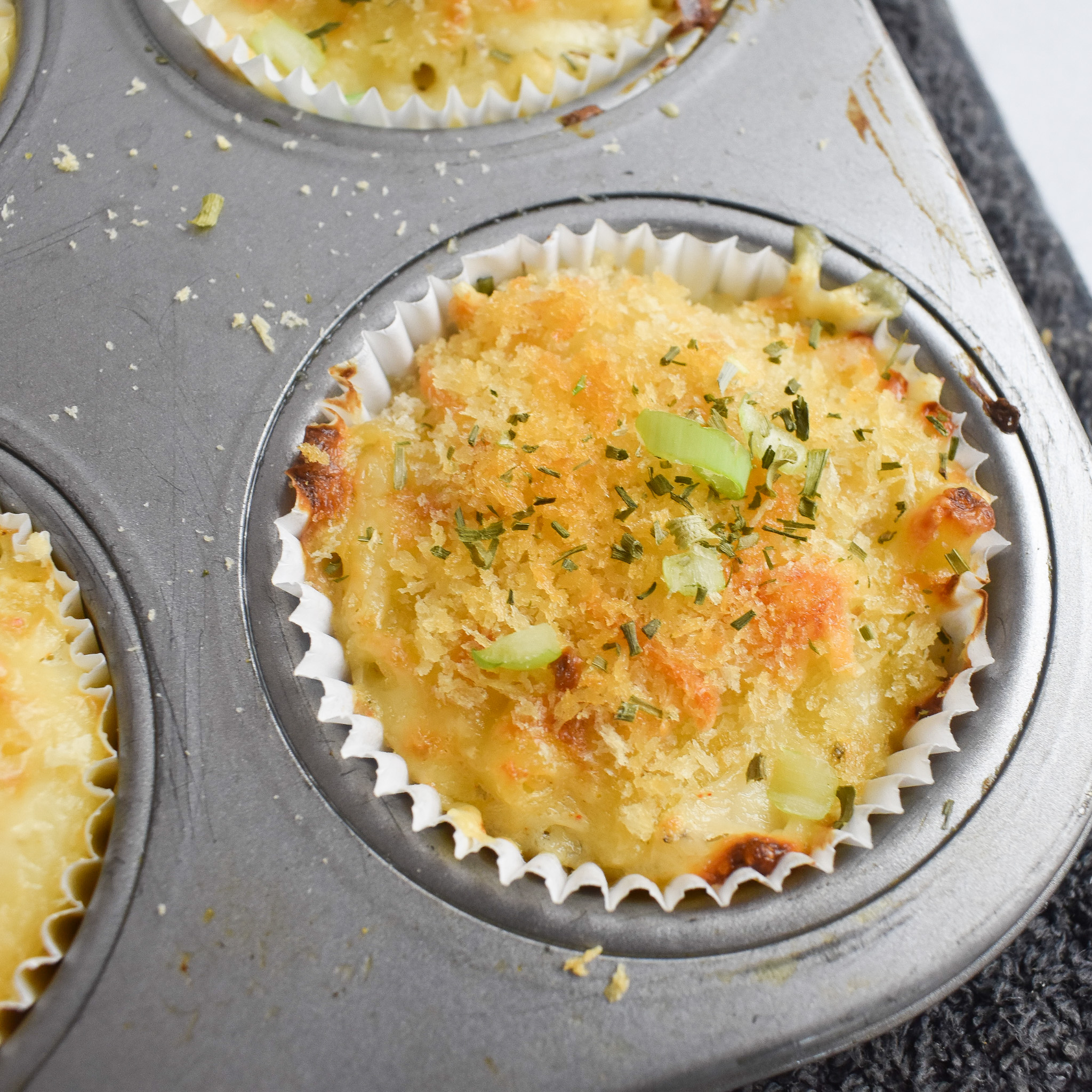 Mac and cheese cups