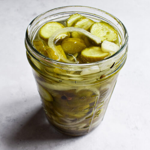 Homemade garlic pickles