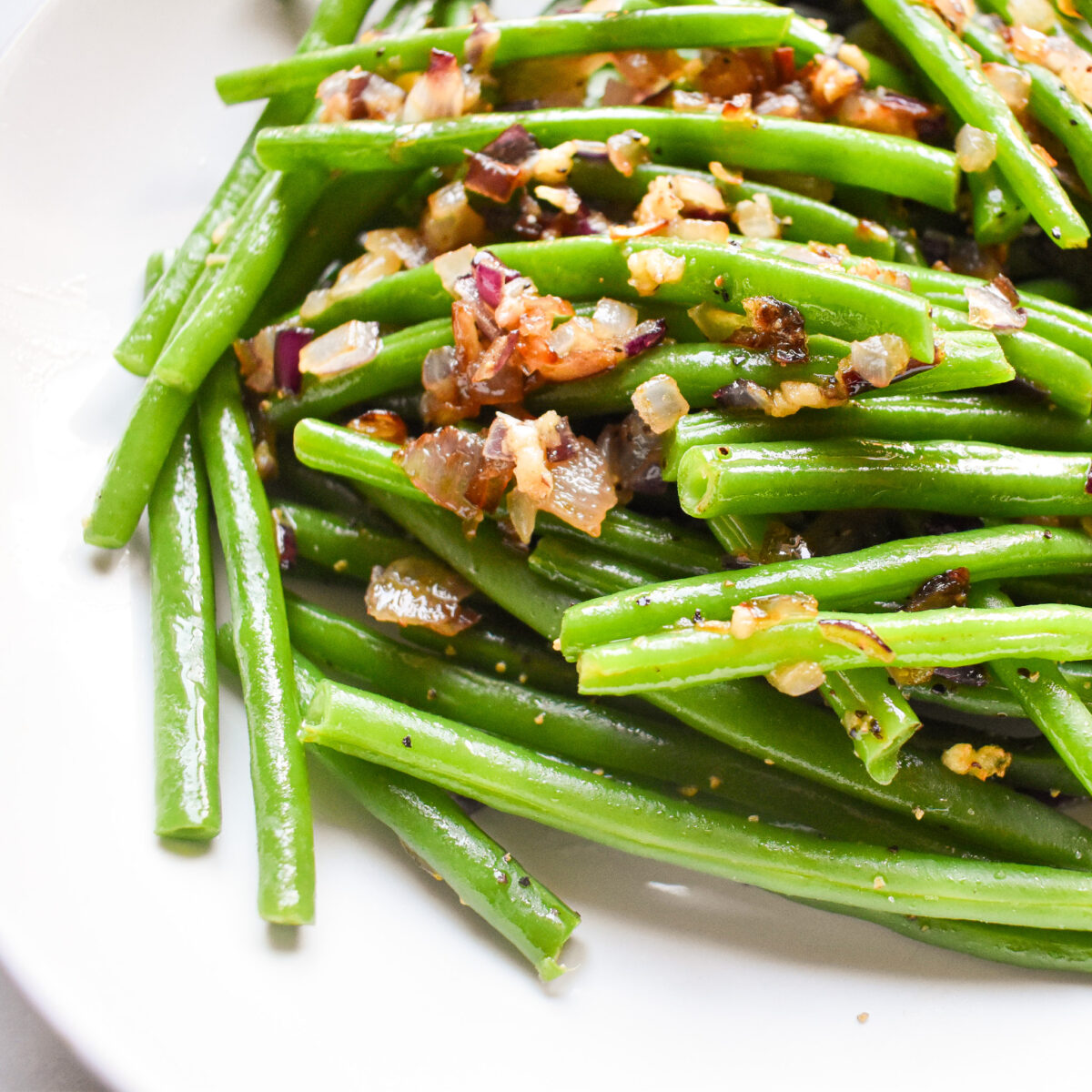 butter garlic onion green beans